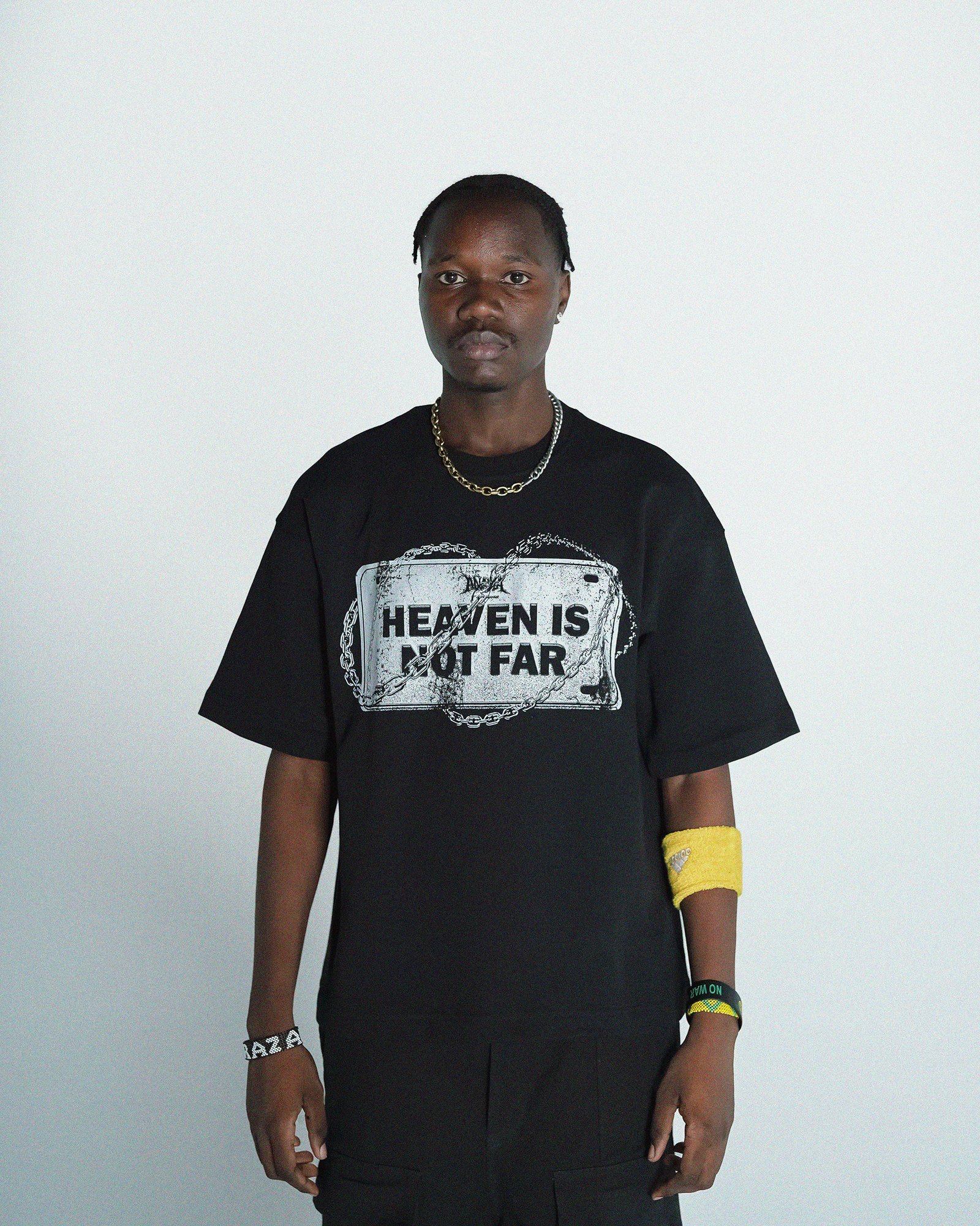 HEAVEN SIGN TEE (BLACK)