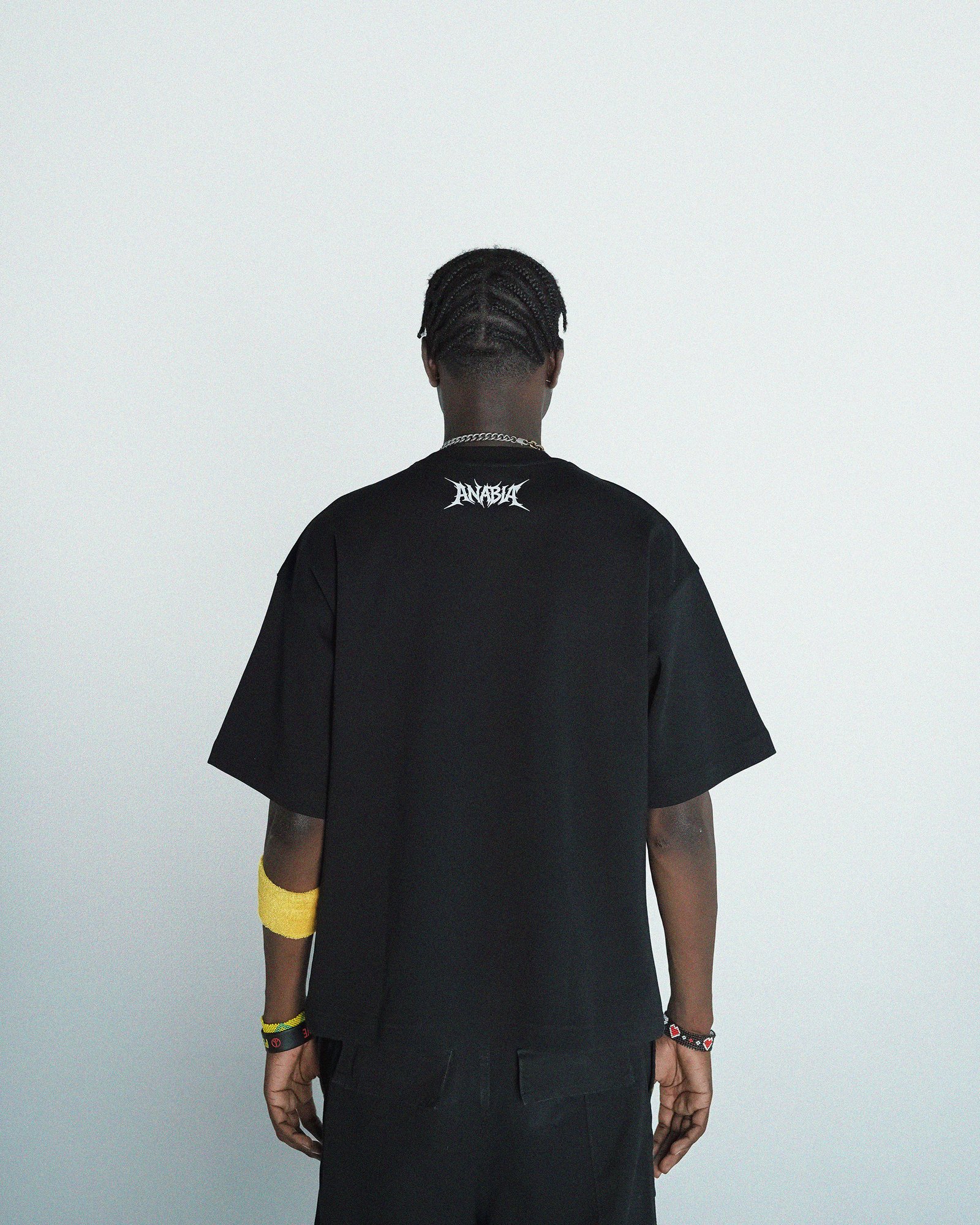 HEAVEN SIGN TEE (BLACK)