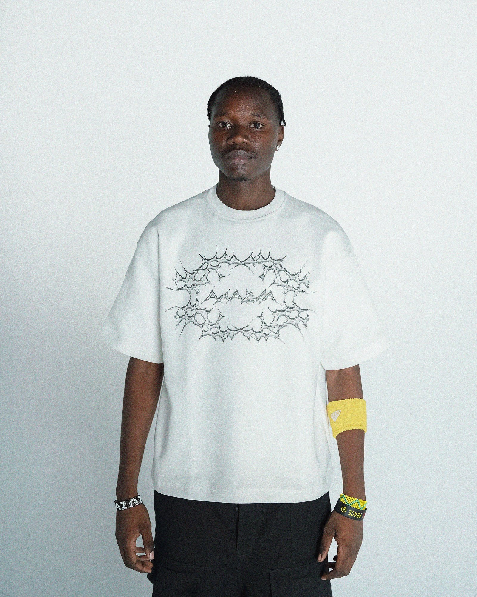 SCARED THORNS TEE (WHITE)